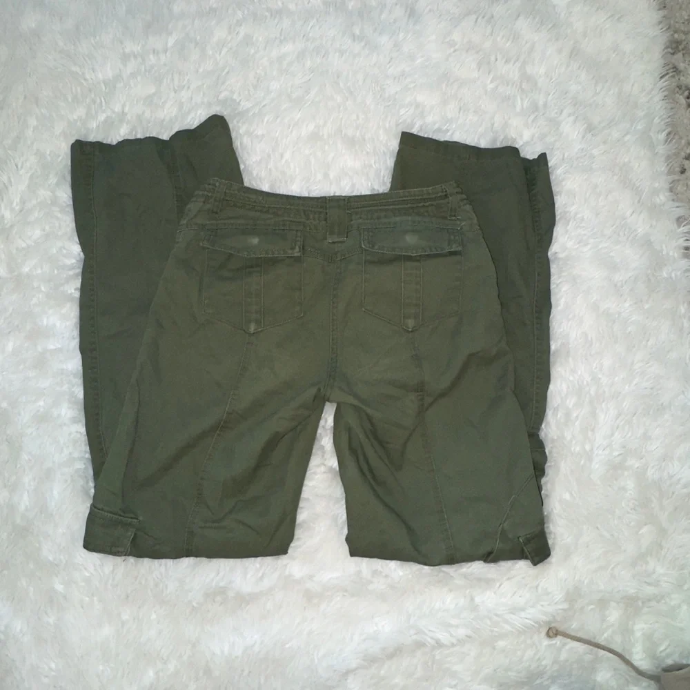 Brandy Melville Kim Cargo Pants Small - Picture 9 of 9